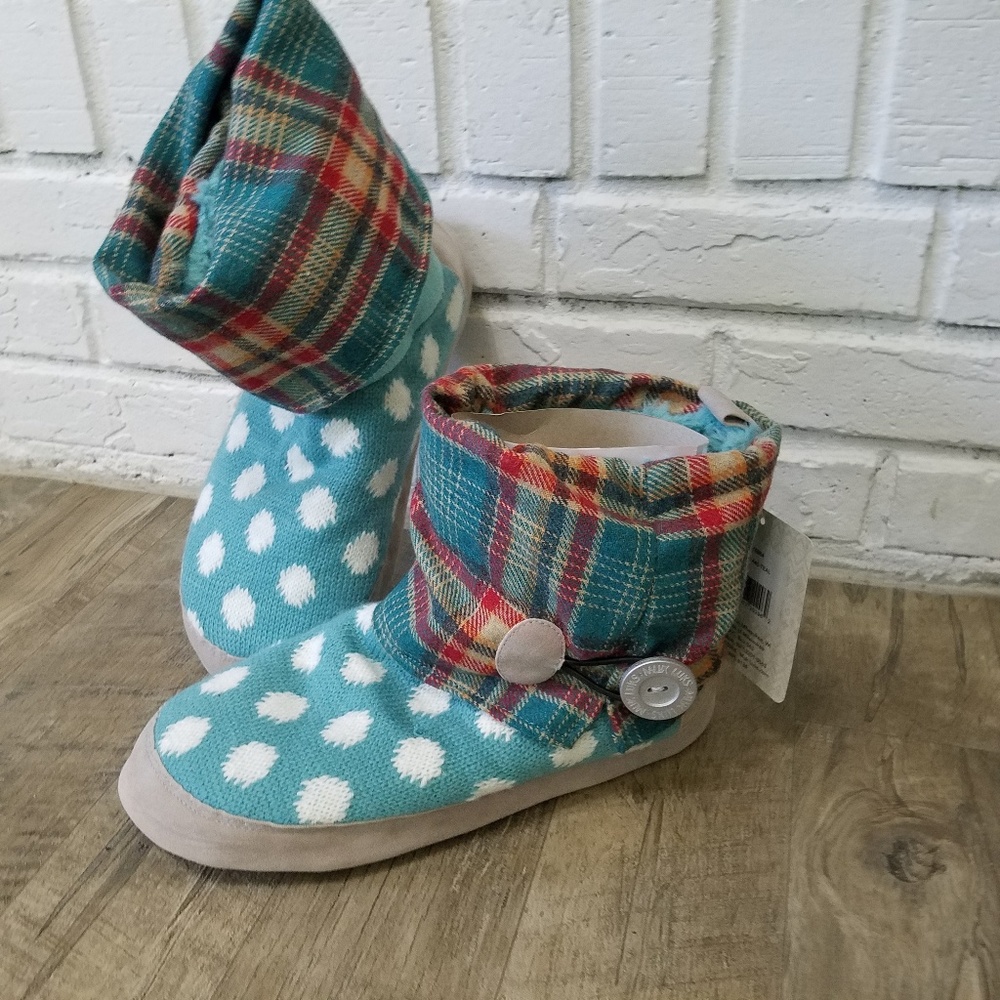New Women's Muk Luks Patti Slippers. XL (11-12)